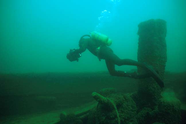 Diver on Barnum 1